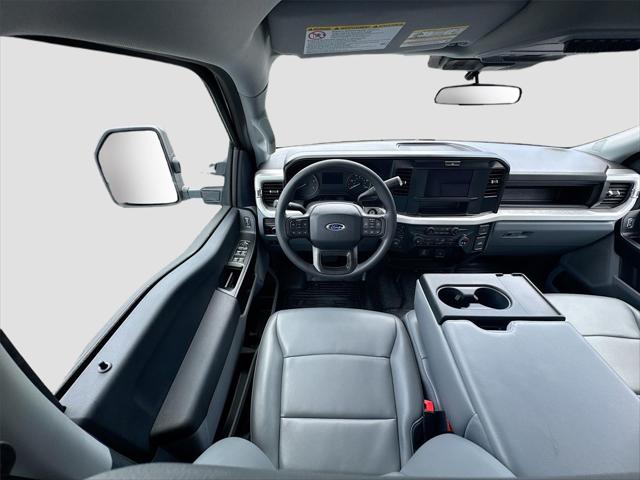 2025 Ford F-550 XL