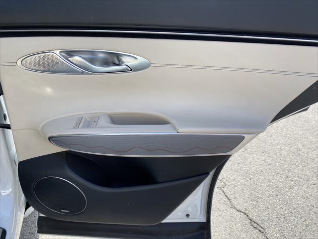 2022 Genesis GV70 2.5T AWD