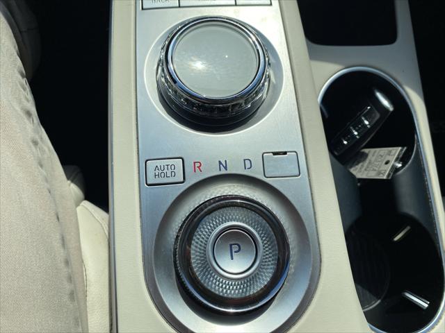 2022 Genesis GV70 2.5T AWD