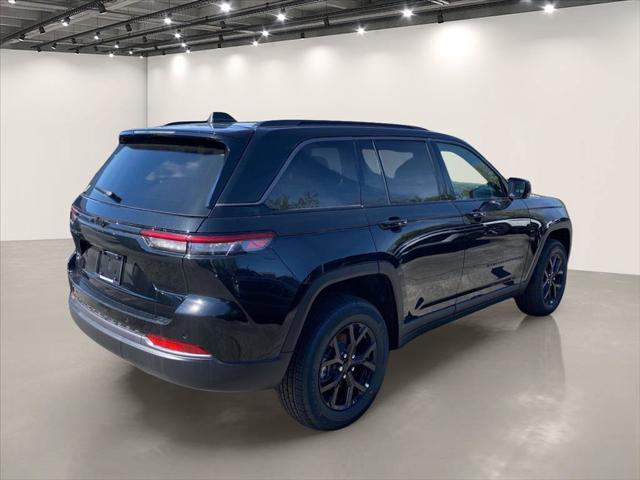 2026 Jeep Grand Cherokee Altitude 4x4