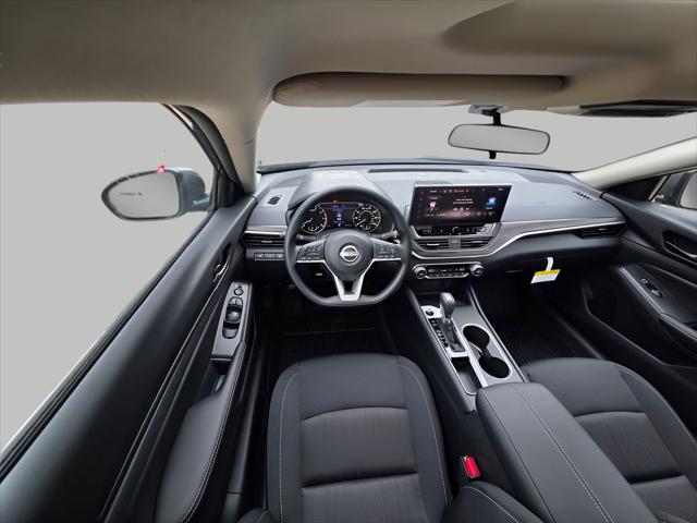 2026 Nissan Altima SV FWD