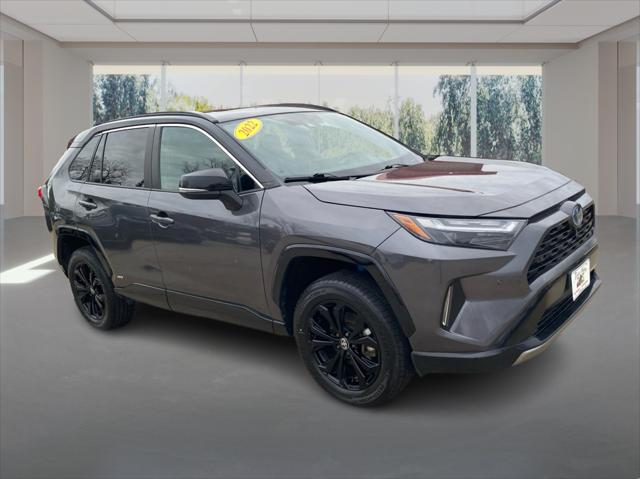 2022 Toyota RAV4 Hybrid XSE for sale in Des Moines, IA