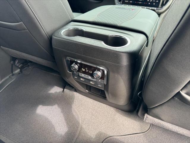 2026 GMC Yukon 4WD AT4