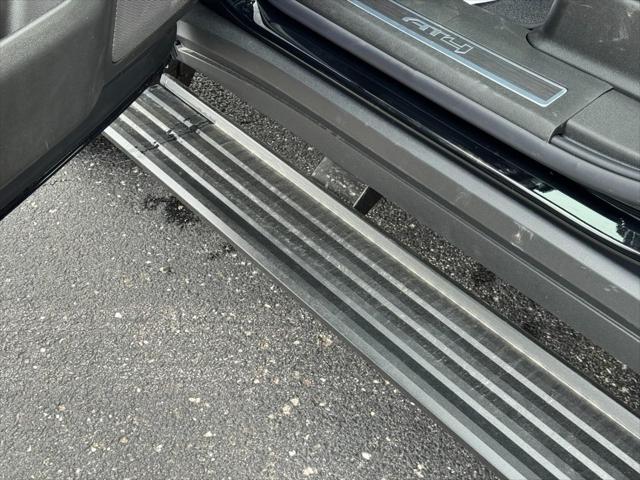 2026 GMC Yukon 4WD AT4