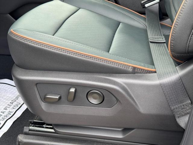 2026 GMC Yukon 4WD AT4