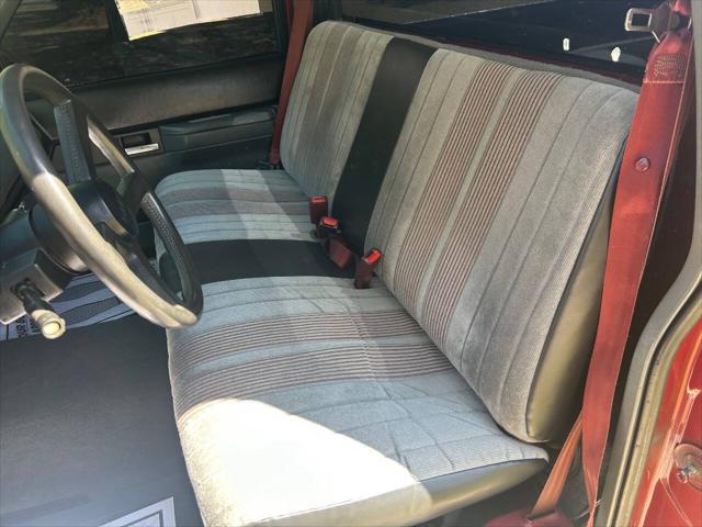 1990 GMC 1500 SLX 2dr C1500 Standard Cab SB
