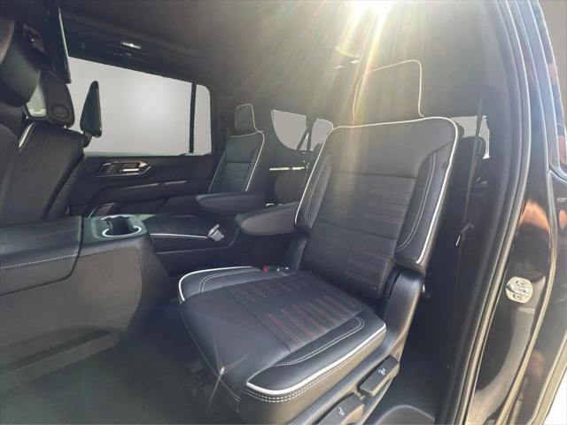 2025 GMC Yukon XL 4WD AT4 Ultimate