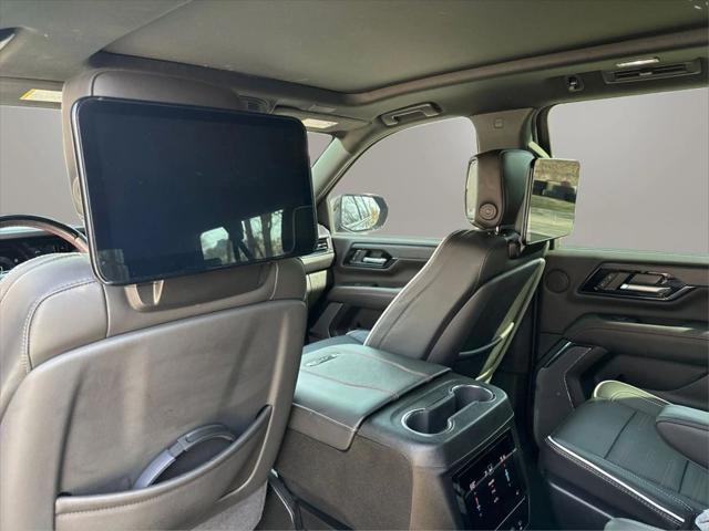 2025 GMC Yukon XL 4WD AT4 Ultimate