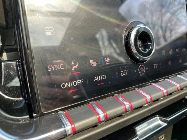 2025 GMC Yukon XL 4WD AT4 Ultimate
