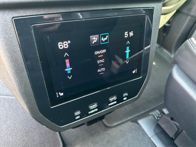2025 GMC Yukon XL 4WD AT4 Ultimate