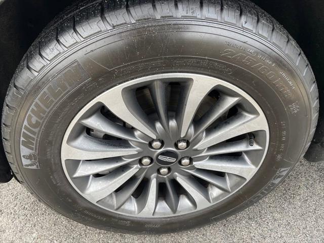 2022 Lincoln Nautilus Standard
