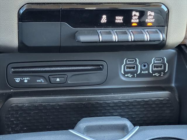 2019 Ram 1500 Laramie Crew Cab 4x4 5'7" Box