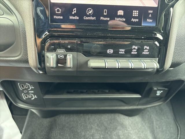 2026 Ram 3500 Tradesman Crew Cab 4x4 6'4" Box