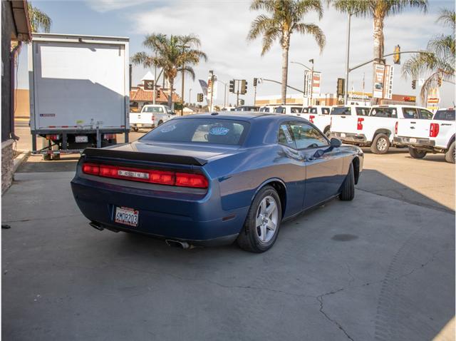 2010 Dodge Challenger SE
