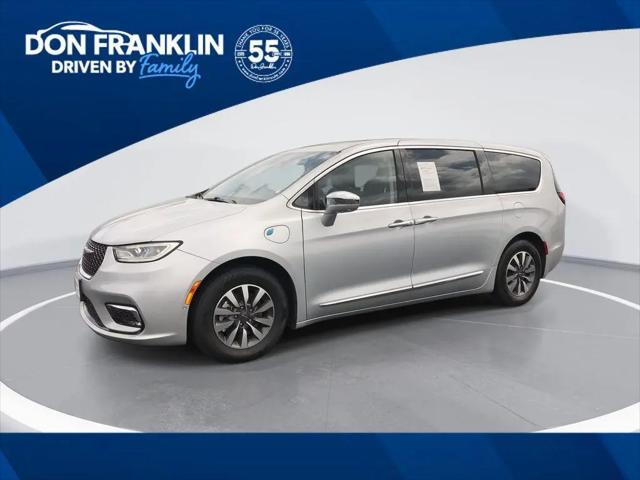 2022 Chrysler Pacifica Hybrid Limited for sale in Campbellsville, KY