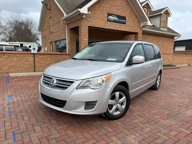 2011 Volkswagen Routan SE for sale in Brighton, MI