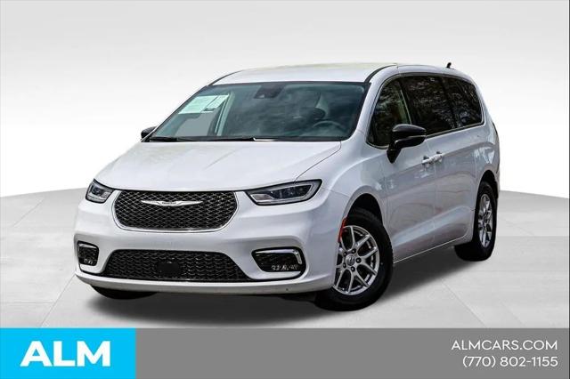 2024 Chrysler Pacifica Touring L for sale in Newnan, GA