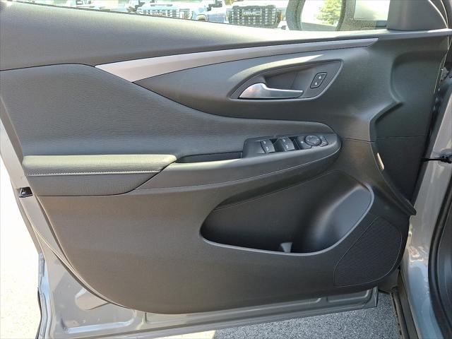 2026 Buick NV Preferred FWD