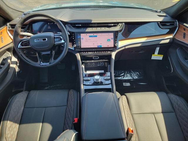 2026 Jeep Grand Cherokee Summit 4x4