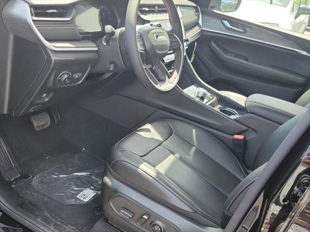 2026 Jeep Grand Cherokee 85th Anniversary Edition