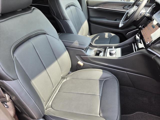 2026 Jeep Grand Cherokee Limited Reserve