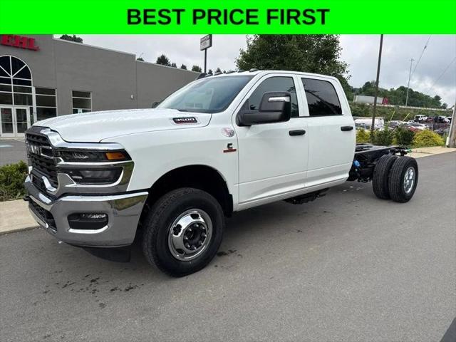 2026 RAM Ram 3500 Chassis Cab RAM 3500 TRADESMAN CREW CAB CHASSIS 4X4 60 CA 2026 RAM Ram 3500 Chassis Cab RAM 3500 TRADESMAN CREW CAB CHASSIS 4X4 60 CA