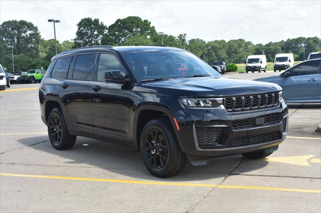 2026 Jeep Grand Cherokee L GRAND CHEROKEE L LAREDO ALTITUDE 4X2