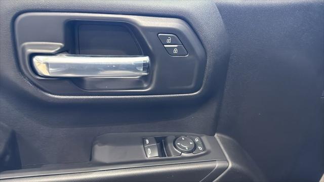 2026 GMC Sierra 1500 Regular Cab, Standard Bed, Pro, 4WD