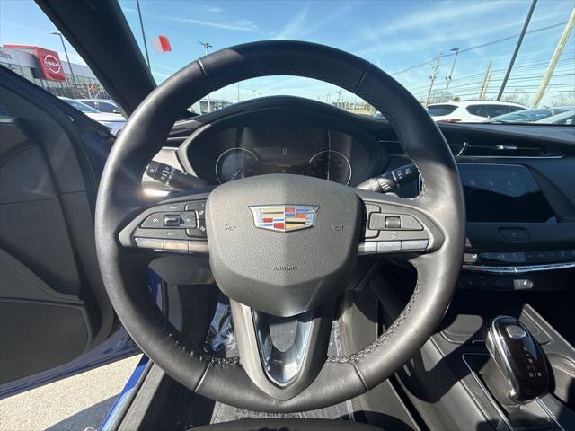 2023 Cadillac XT4 AWD Luxury
