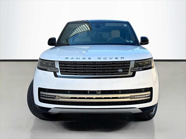 2026 Land Rover Range Rover P400 SE 7 Seat