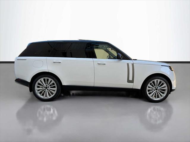2026 Land Rover Range Rover P400 SE 7 Seat