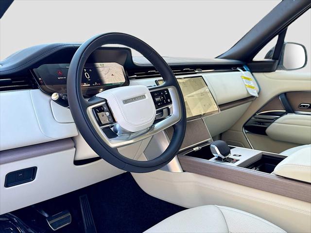 2026 Land Rover Range Rover P400 SE 7 Seat