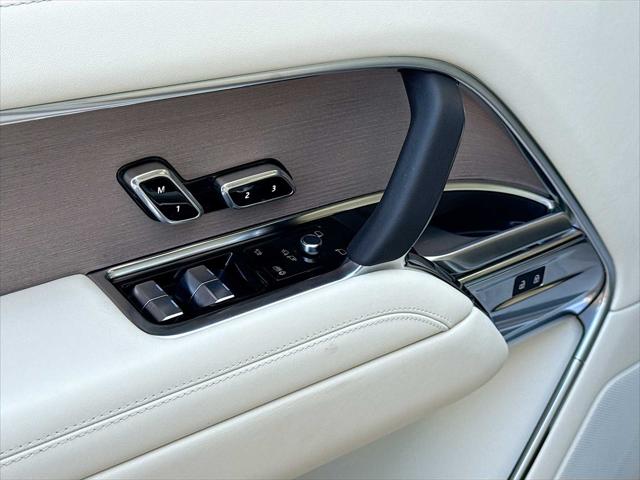 2026 Land Rover Range Rover P400 SE 7 Seat