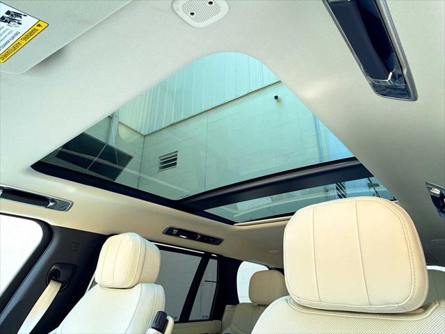 2026 Land Rover Range Rover P400 SE 7 Seat