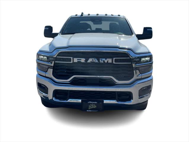 2026 RAM 3500 Chassis RAM 3500 TRADESMAN CREW CAB CHASSIS 4X4 60 CA