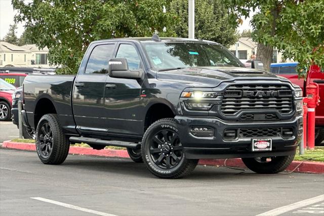 2026 RAM 2500 RAM 2500 BLACK EXPRESS CREW CAB 4X4 64 BOX