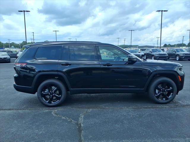 2026 Jeep Grand Cherokee Limited 4x2