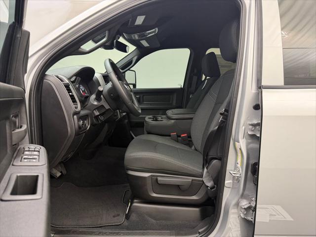 2026 RAM 2500 RAM 2500 TRADESMAN CREW CAB 4X4 64 BOX