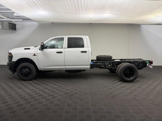 2026 RAM 3500 Chassis RAM 3500 TRADESMAN CREW CAB CHASSIS 4X4 60 CA