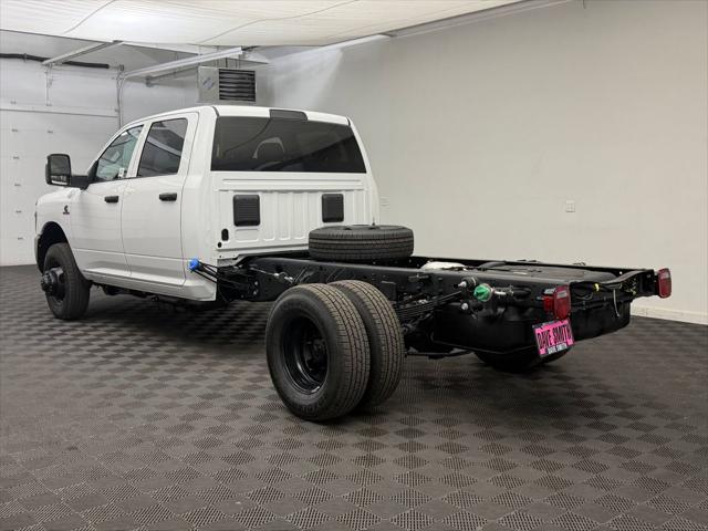 2026 RAM 3500 Chassis RAM 3500 TRADESMAN CREW CAB CHASSIS 4X4 60 CA