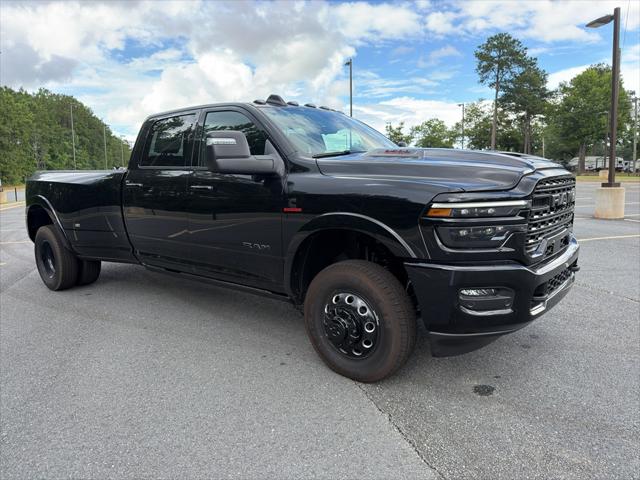 2026 RAM 3500 RAM 3500 LIMITED CREW CAB 4X4 8 BOX