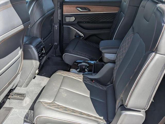2026 Jeep Grand Cherokee Summit 4x4