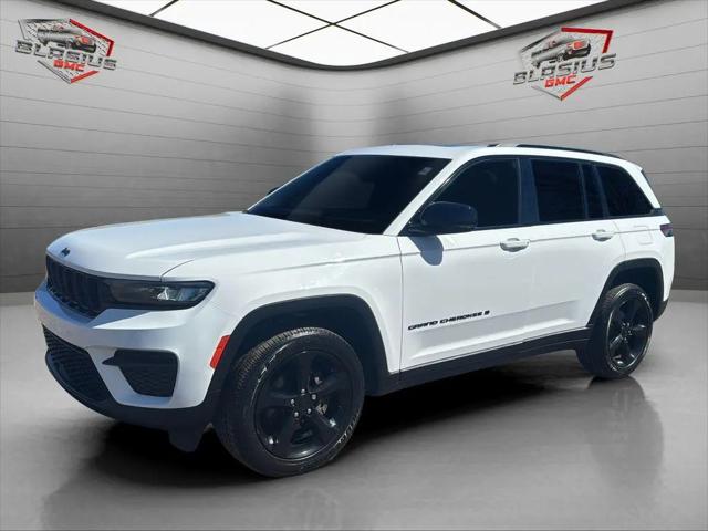 2023 Jeep Grand Cherokee Altitude 4x4 for sale in Branford, CT
