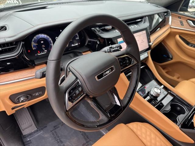2026 Jeep Grand Cherokee Summit 4x4