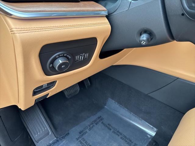2026 Jeep Grand Cherokee Summit 4x4