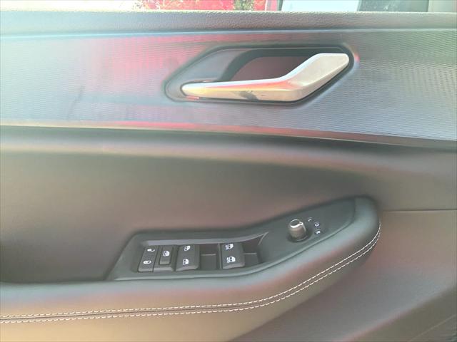 2026 Jeep Grand Cherokee Laredo 4x2