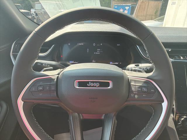2026 Jeep Grand Cherokee Laredo 4x2