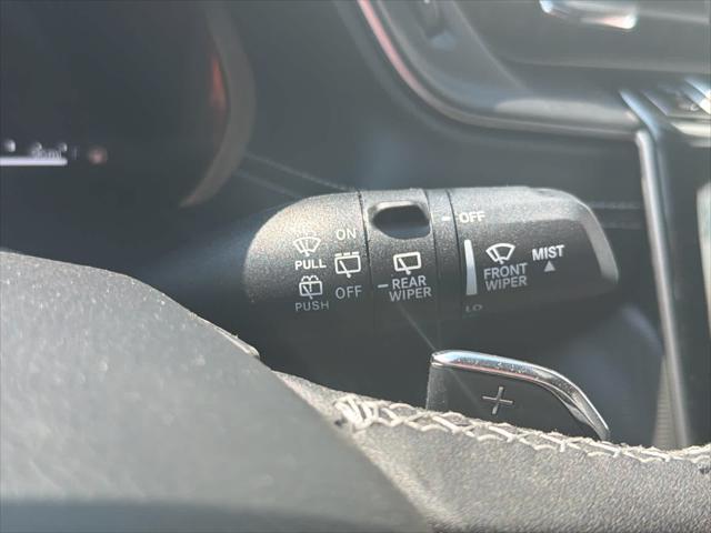 2026 Jeep Grand Cherokee Laredo 4x2