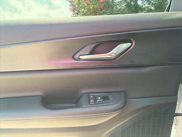 2026 Jeep Grand Cherokee Laredo 4x2