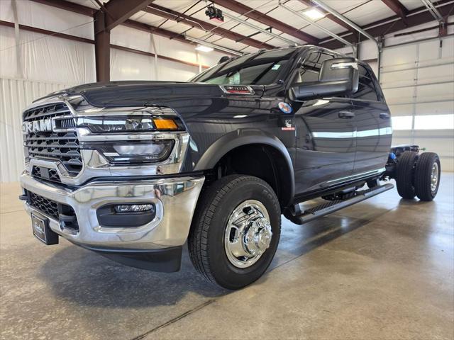 2026 RAM 3500 Chassis RAM 3500 TRADESMAN CREW CAB CHASSIS 4X4 60 CA